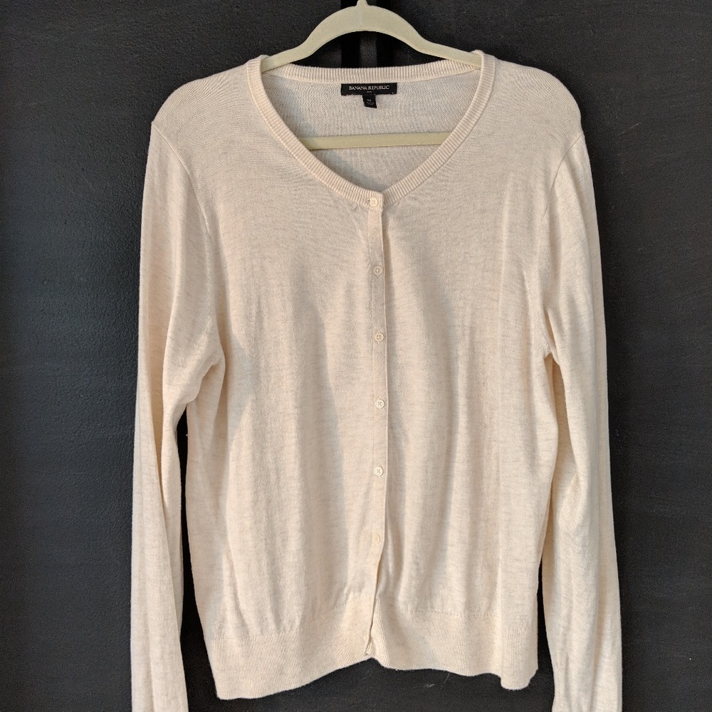 Oatmeal heather Banana Republic cardigan